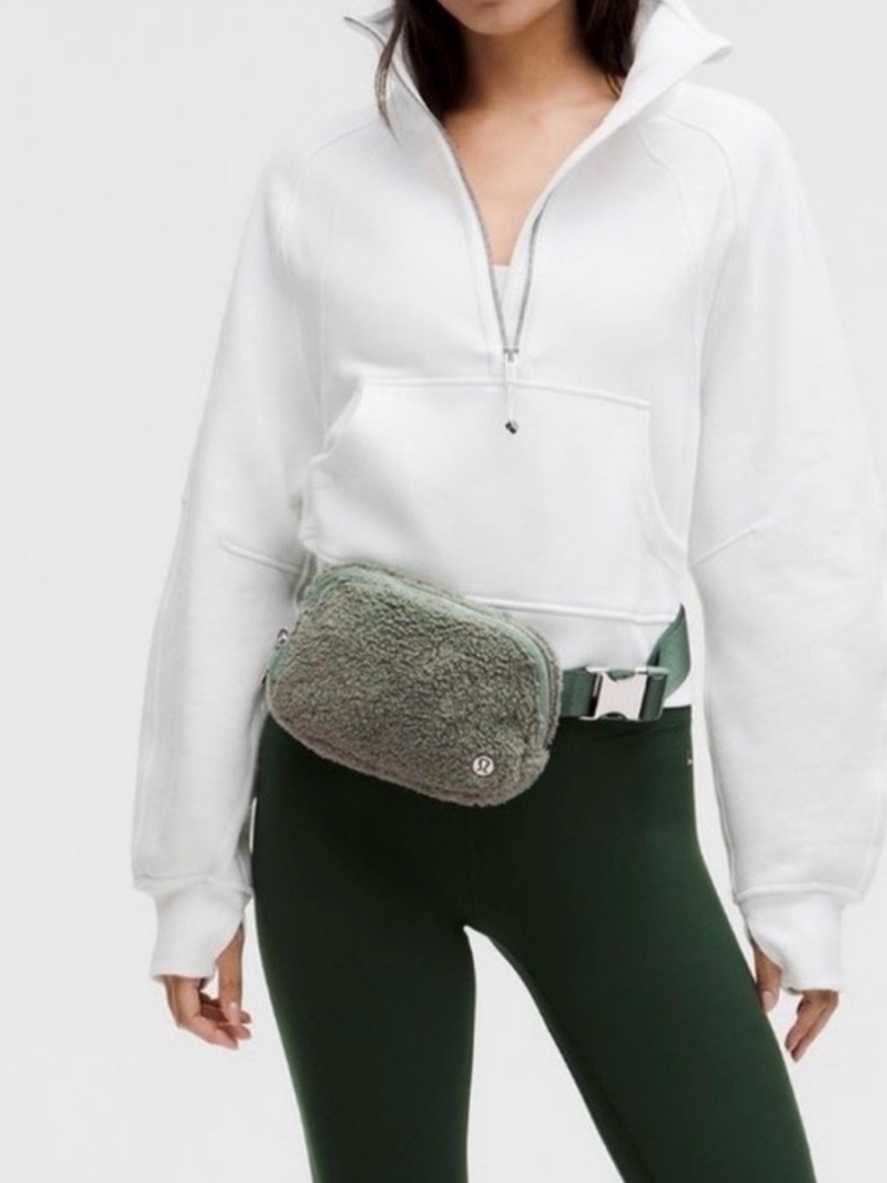Lululemon Everywhere Fleece Belt Bag - Picture 4 of 8